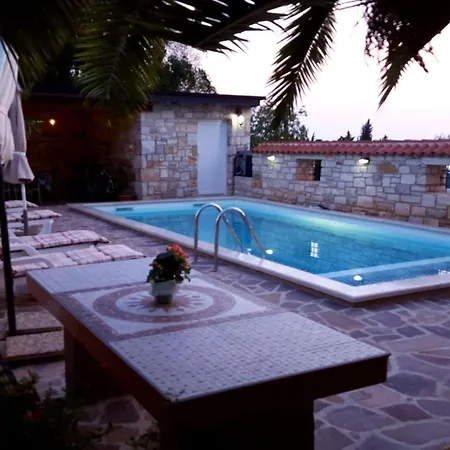 Mit Beheiztem Pool Und Meerblick By Interhome * Savudrija
